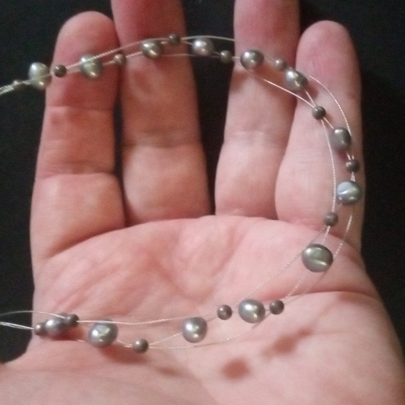 925 Floating Black Pearls Necklace - Picture 3 of 5